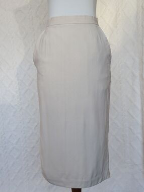Evan Picone Cream Straight Pencil Skirt